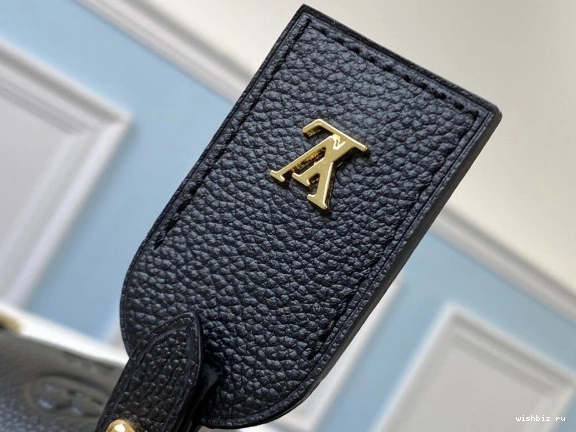WIS LOUIS MALLE PETITE VUITTON SOUPLE 0824